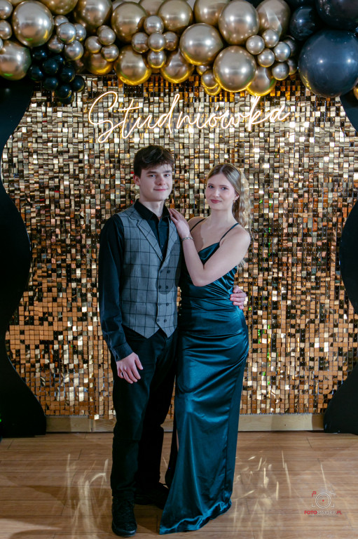 Studniówka ZS nr 7 w Białym Borze