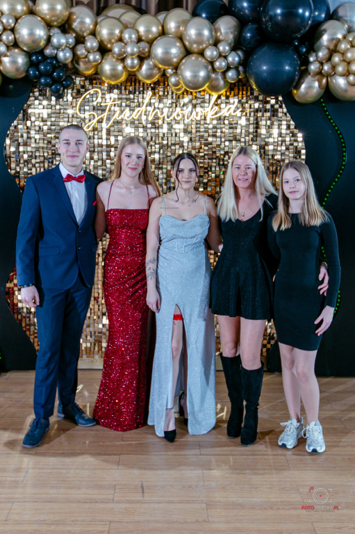 Studniówka ZS nr 7 w Białym Borze