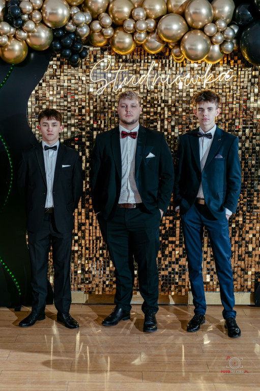 Studniówka ZS nr 7 w Białym Borze