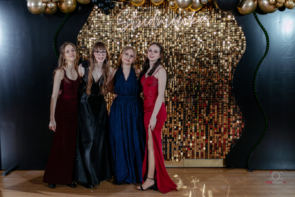 Studniówka ZS nr 7 w Białym Borze