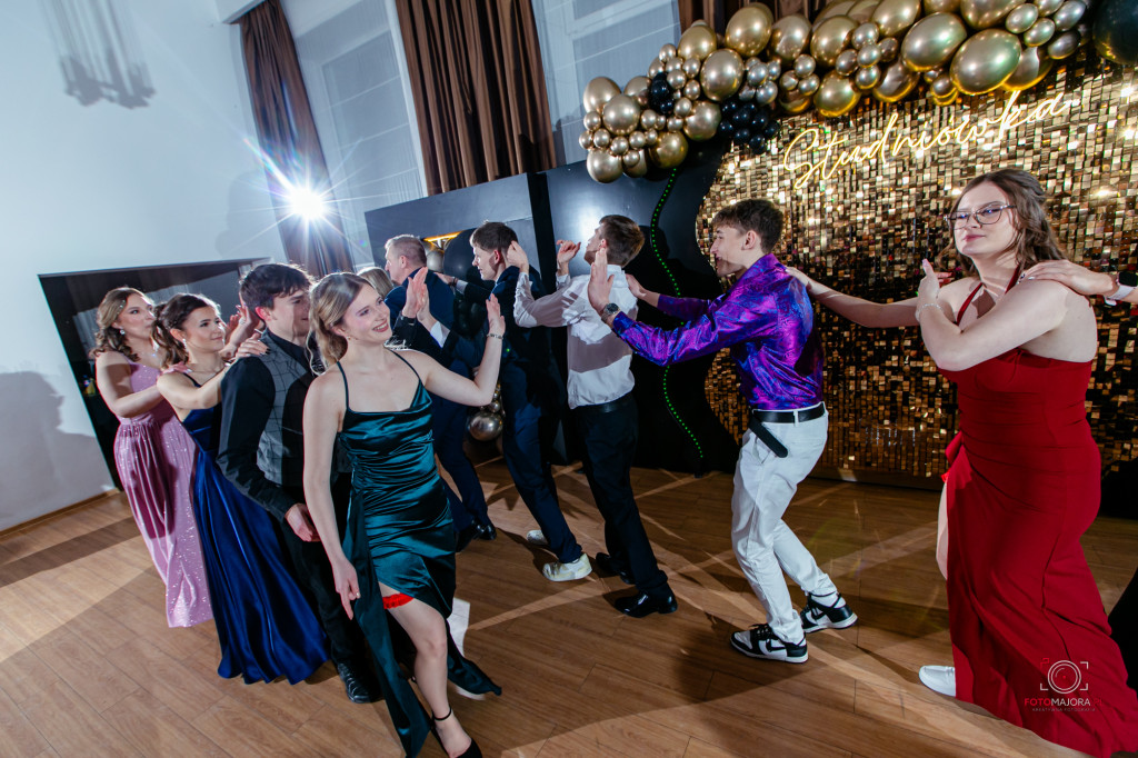 Studniówka ZS nr 7 w Białym Borze