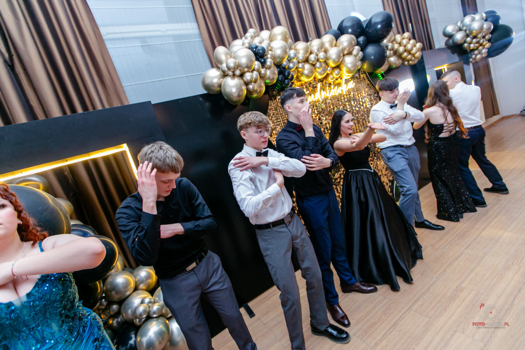 Studniówka ZS nr 7 w Białym Borze