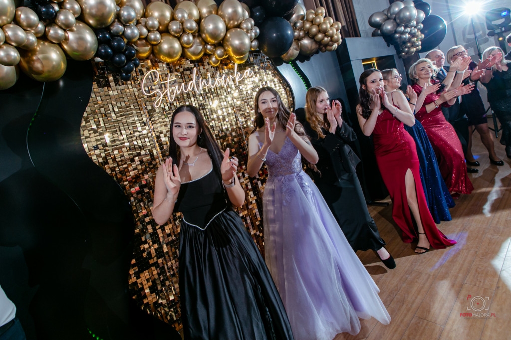 Studniówka ZS nr 7 w Białym Borze