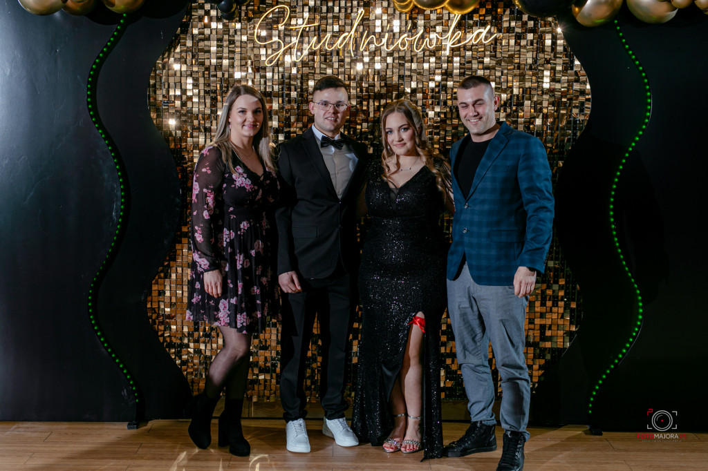 Studniówka ZS nr 7 w Białym Borze