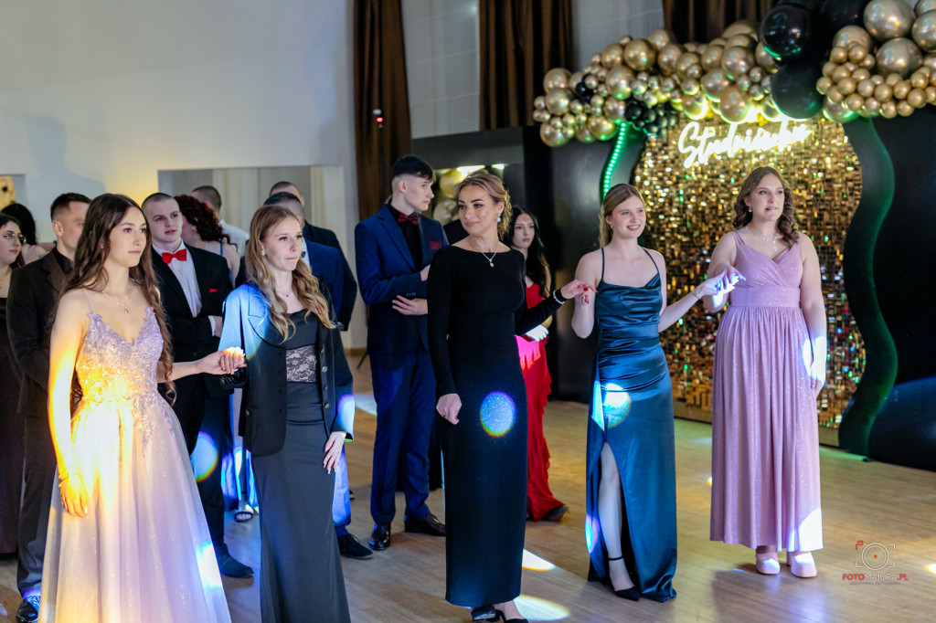 Studniówka ZS nr 7 w Białym Borze