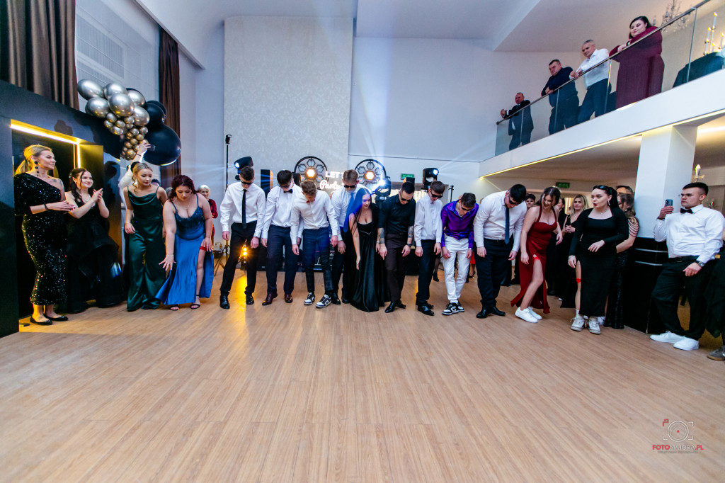 Studniówka ZS nr 7 w Białym Borze