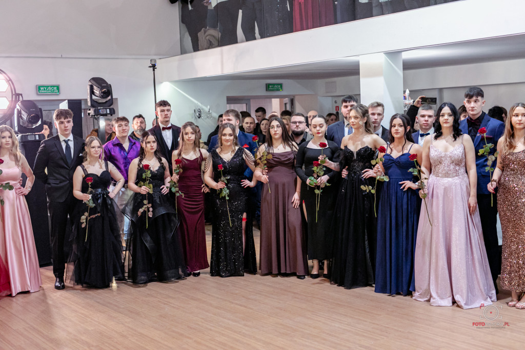 Studniówka ZS nr 7 w Białym Borze