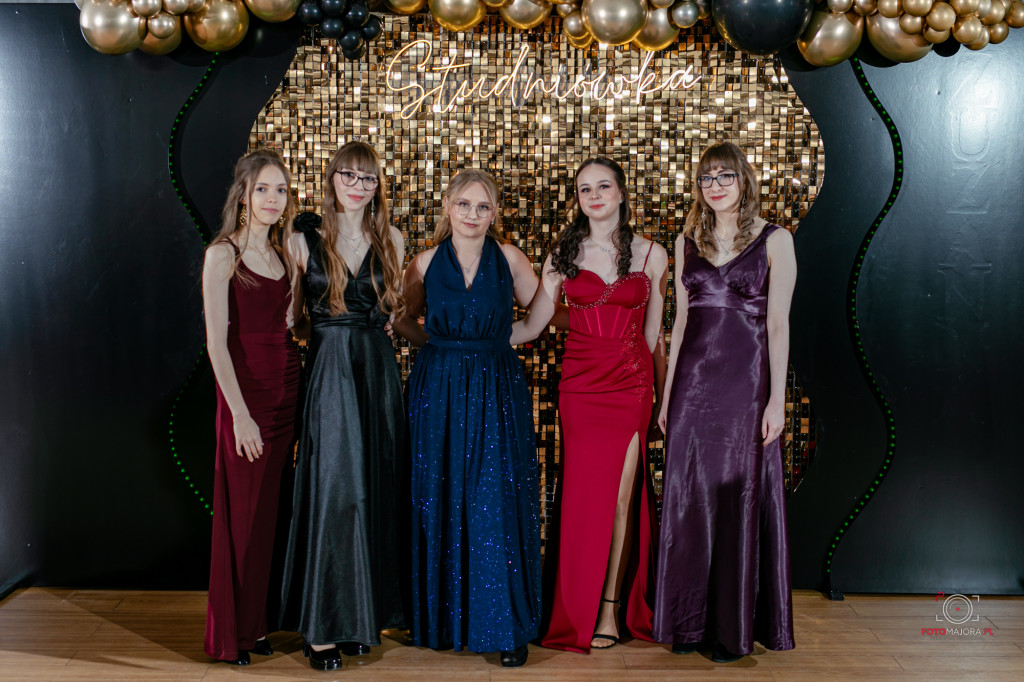 Studniówka ZS nr 7 w Białym Borze