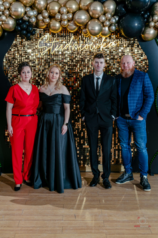 Studniówka ZS nr 7 w Białym Borze