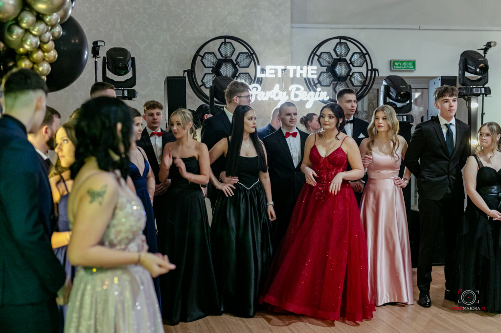 Studniówka ZS nr 7 w Białym Borze