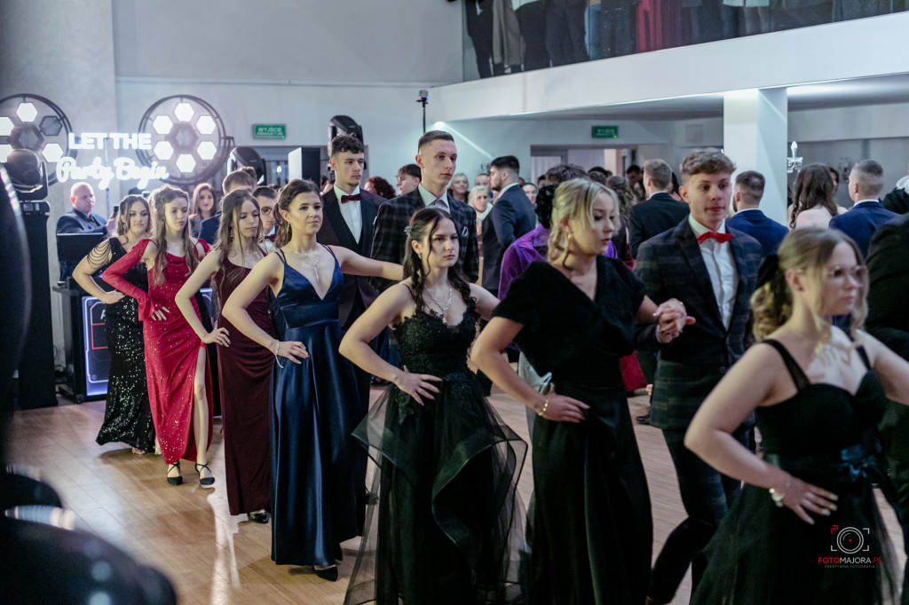 Studniówka ZS nr 7 w Białym Borze