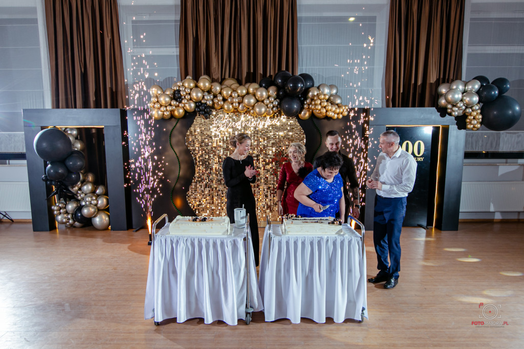 Studniówka ZS nr 7 w Białym Borze