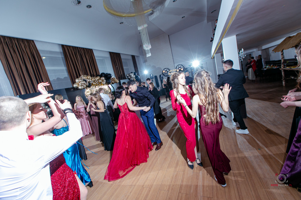 Studniówka ZS nr 7 w Białym Borze