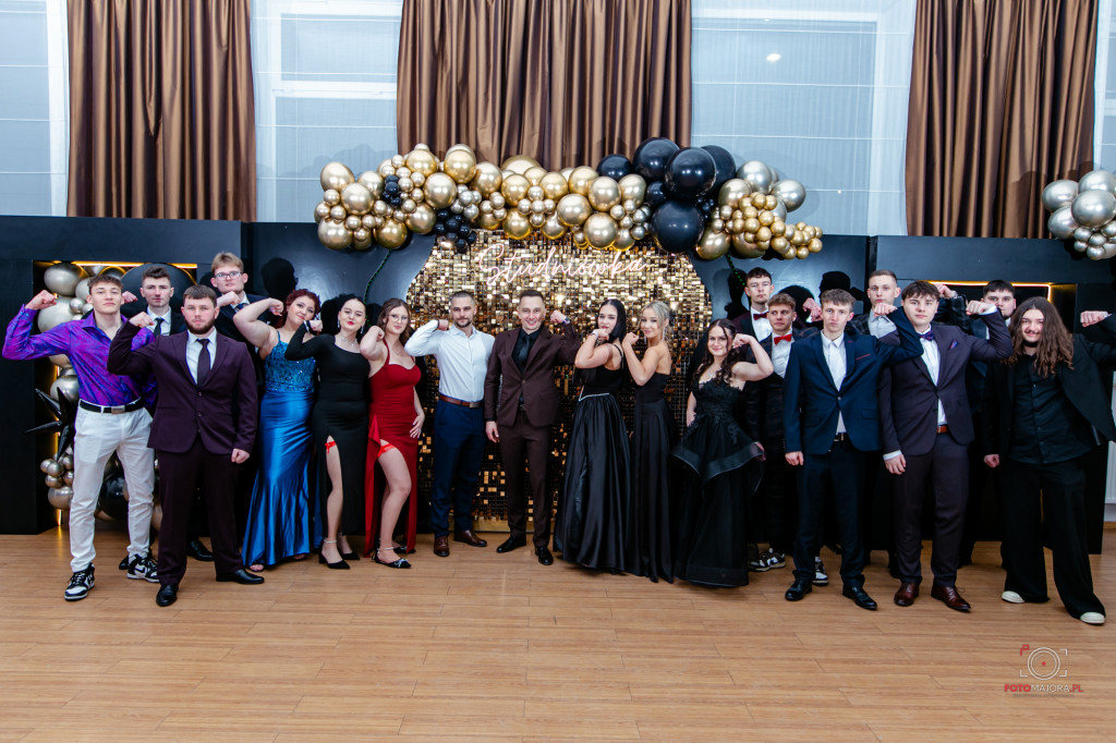 Studniówka ZS nr 7 w Białym Borze