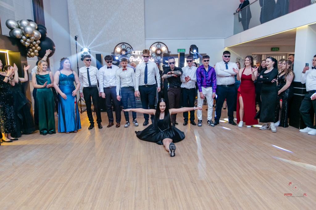 Studniówka ZS nr 7 w Białym Borze