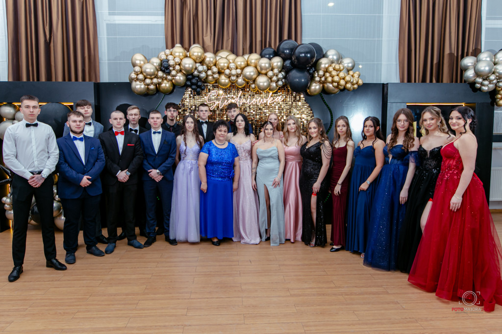 Studniówka ZS nr 7 w Białym Borze