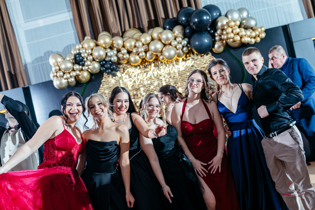 Studniówka ZS nr 7 w Białym Borze