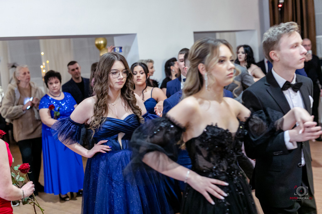 Studniówka ZS nr 7 w Białym Borze