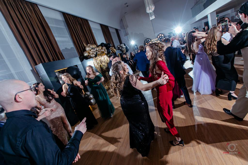 Studniówka ZS nr 7 w Białym Borze