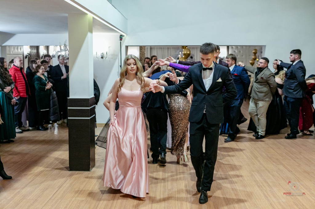 Studniówka ZS nr 7 w Białym Borze