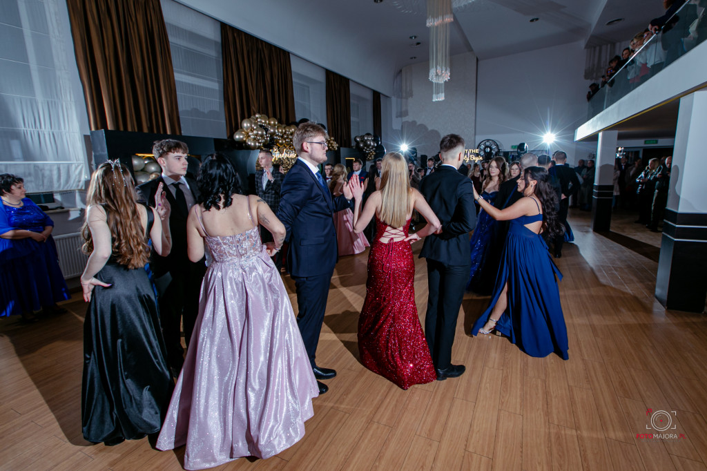 Studniówka ZS nr 7 w Białym Borze