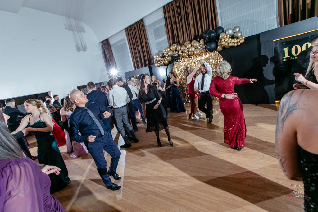 Studniówka ZS nr 7 w Białym Borze