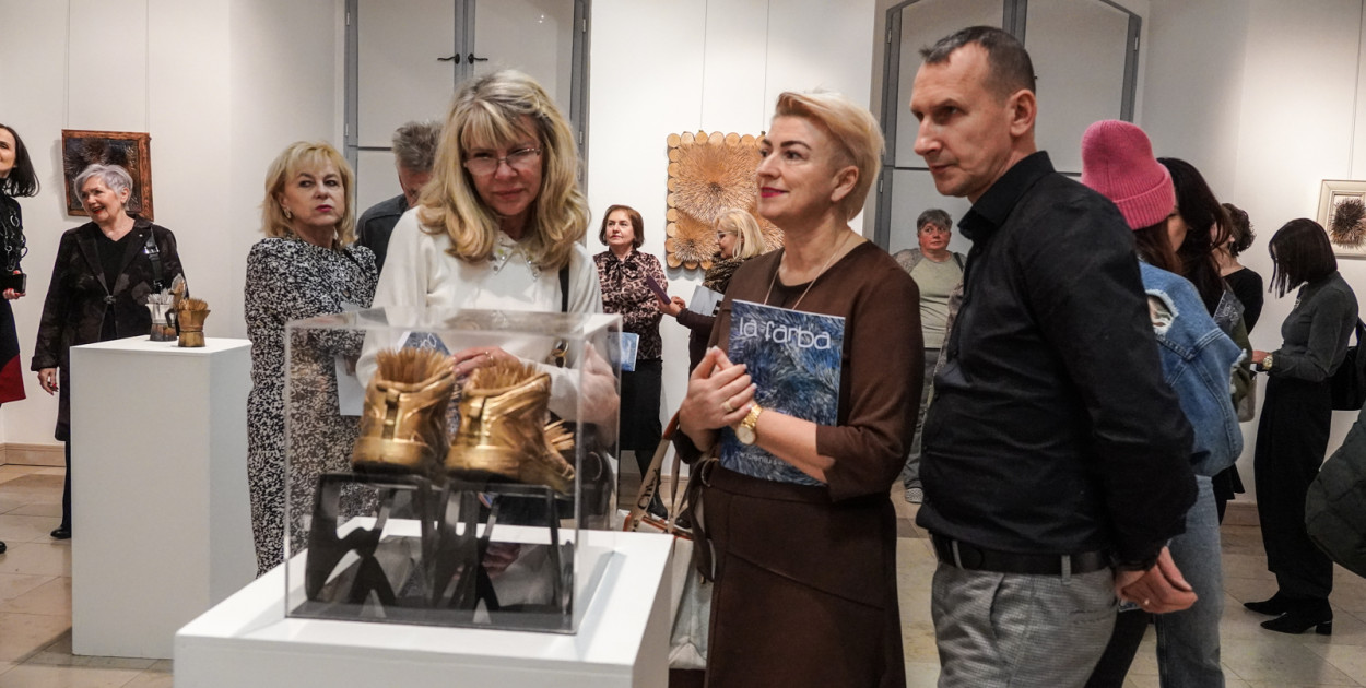 Wernisaż „W cieniu światła” – Galeria Zamek