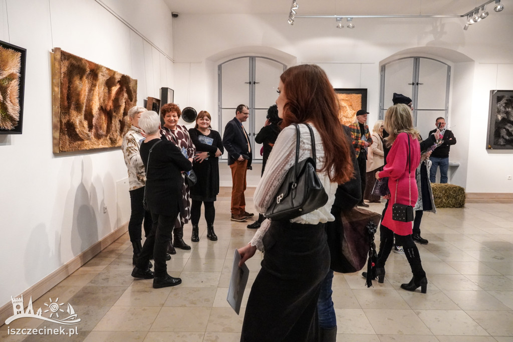 Wernisaż „W cieniu światła” – Galeria Zamek