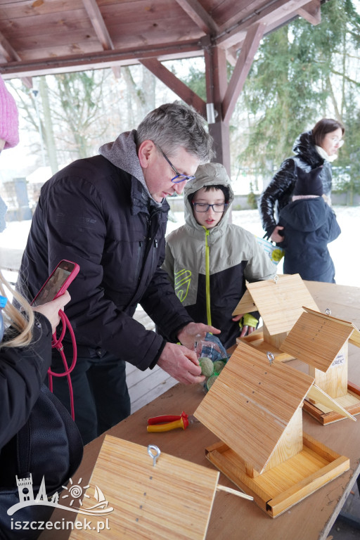 Szczecinek: dzieci zbudowały karmniki dla ptaków