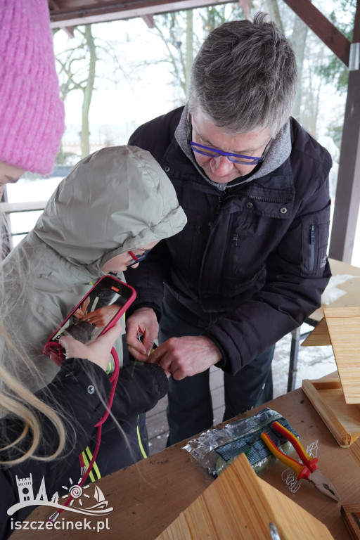 Szczecinek: dzieci zbudowały karmniki dla ptaków