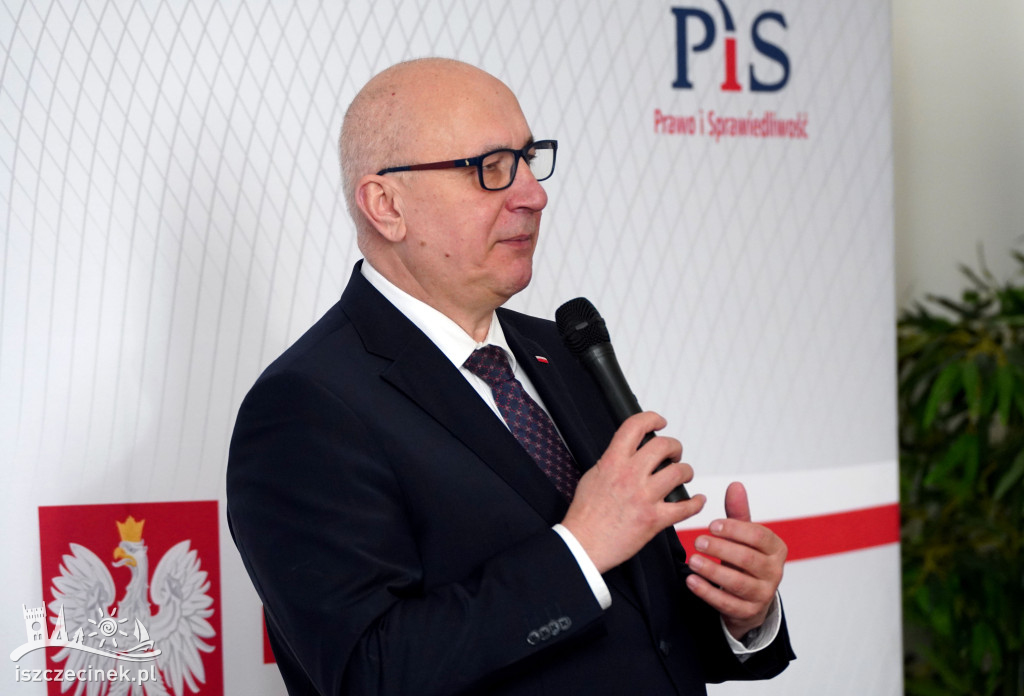 PiS ruszył w trasę. Szczecinek na mapie politycznej ofensywy
