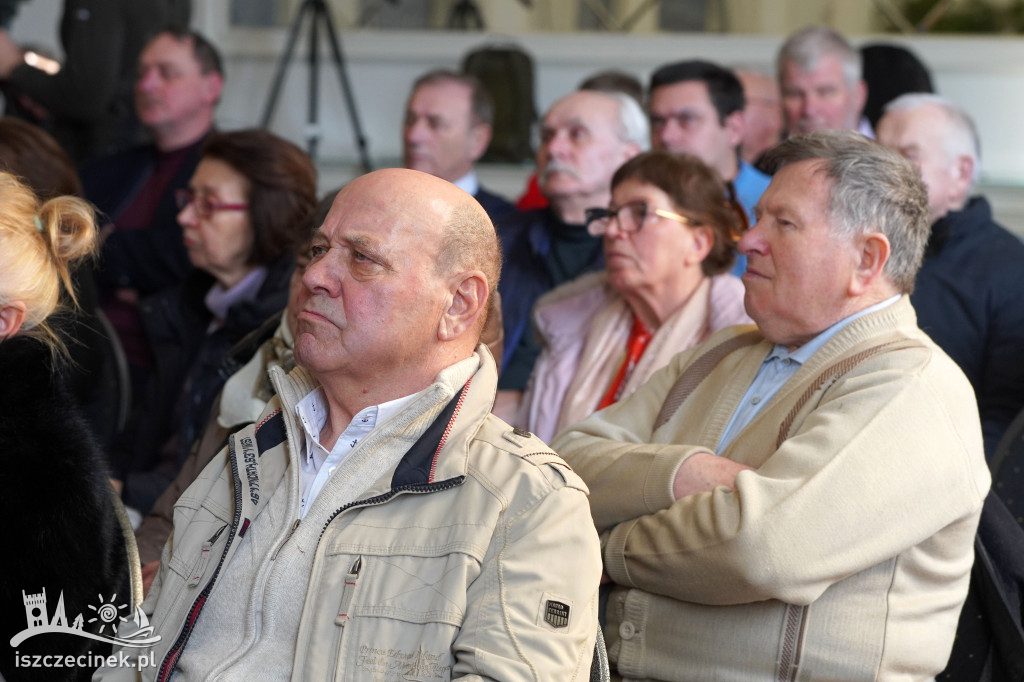 PiS ruszył w trasę. Szczecinek na mapie politycznej ofensywy