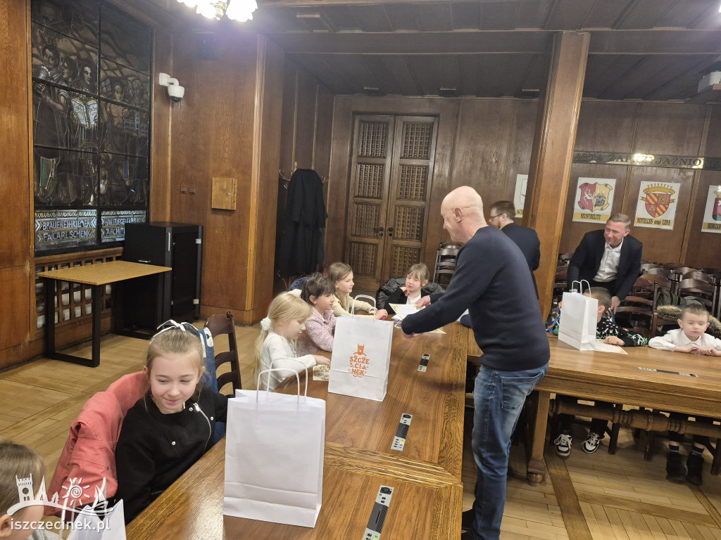 Szacunek i podziękowania dla dzieci z SP7.