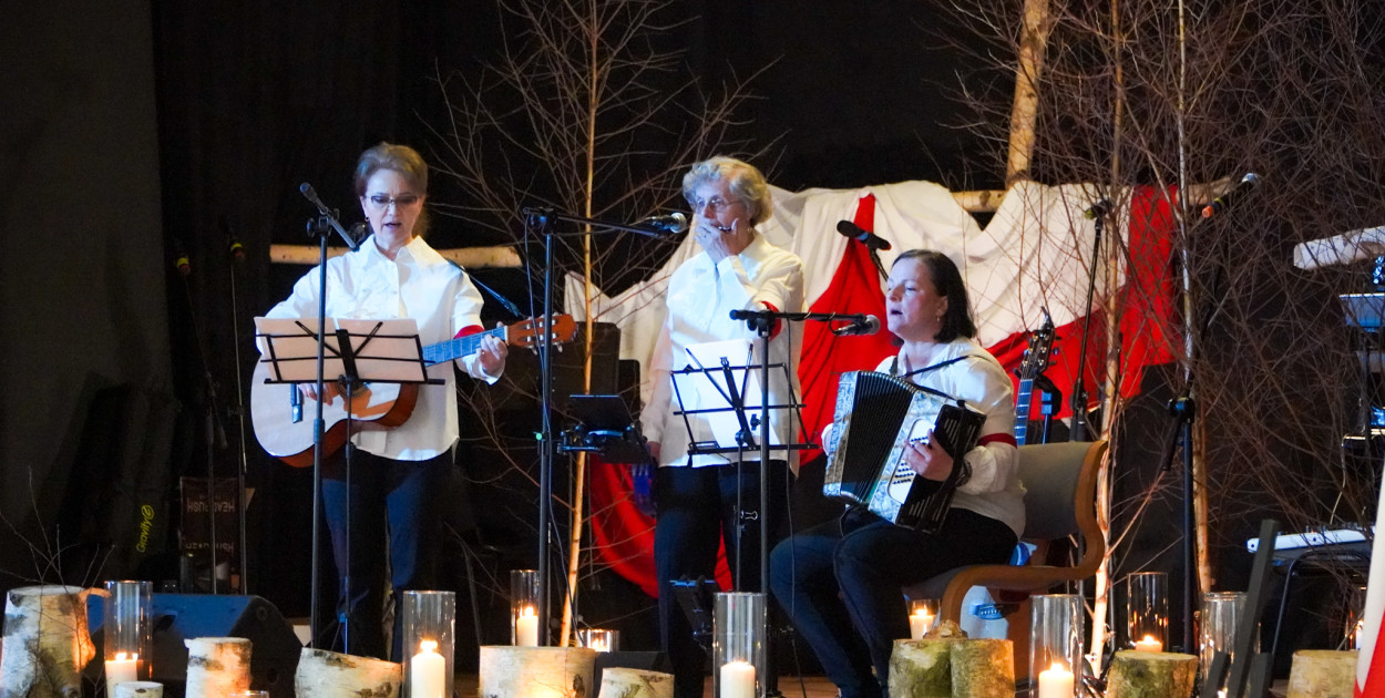 Patriotyczny wieczór w Barwicach – zobacz zdjęcia