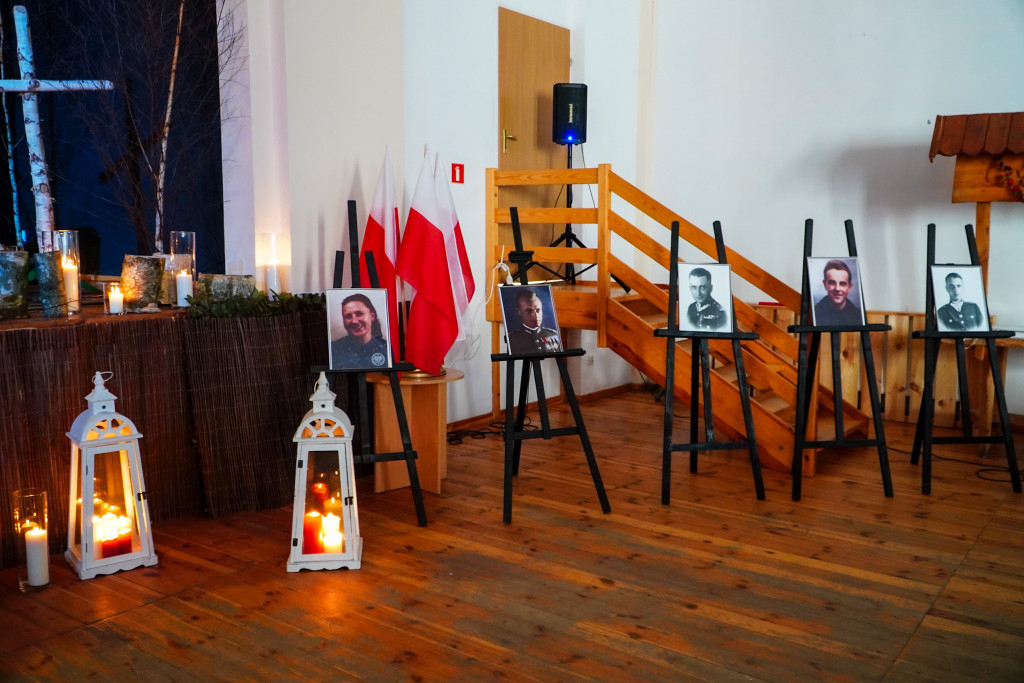 Patriotyczny wieczór w Barwicach – zobacz zdjęcia