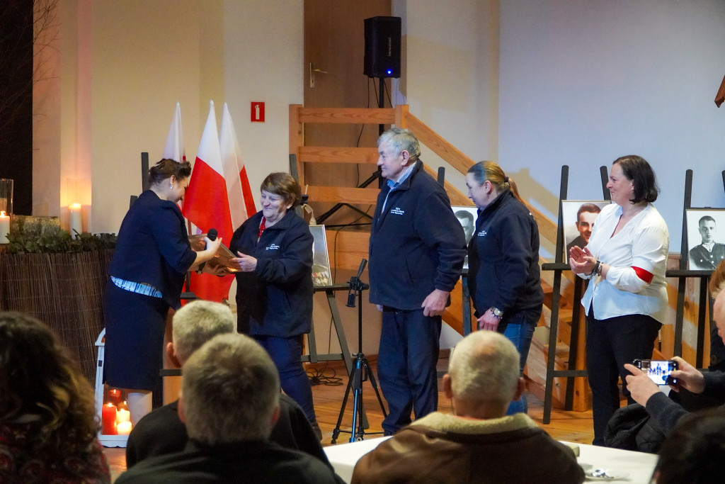 Patriotyczny wieczór w Barwicach – zobacz zdjęcia