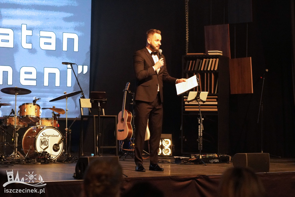 Rafał Szatan na scenie w Szczecinku – zobacz zdjęcia