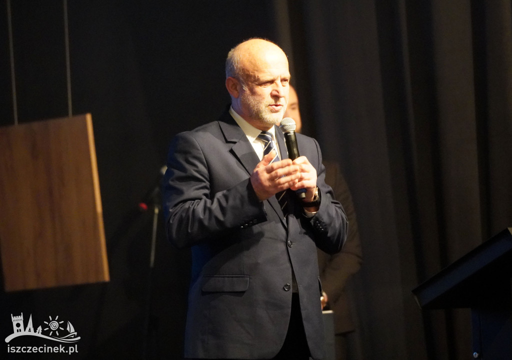 Rafał Szatan na scenie w Szczecinku – zobacz zdjęcia