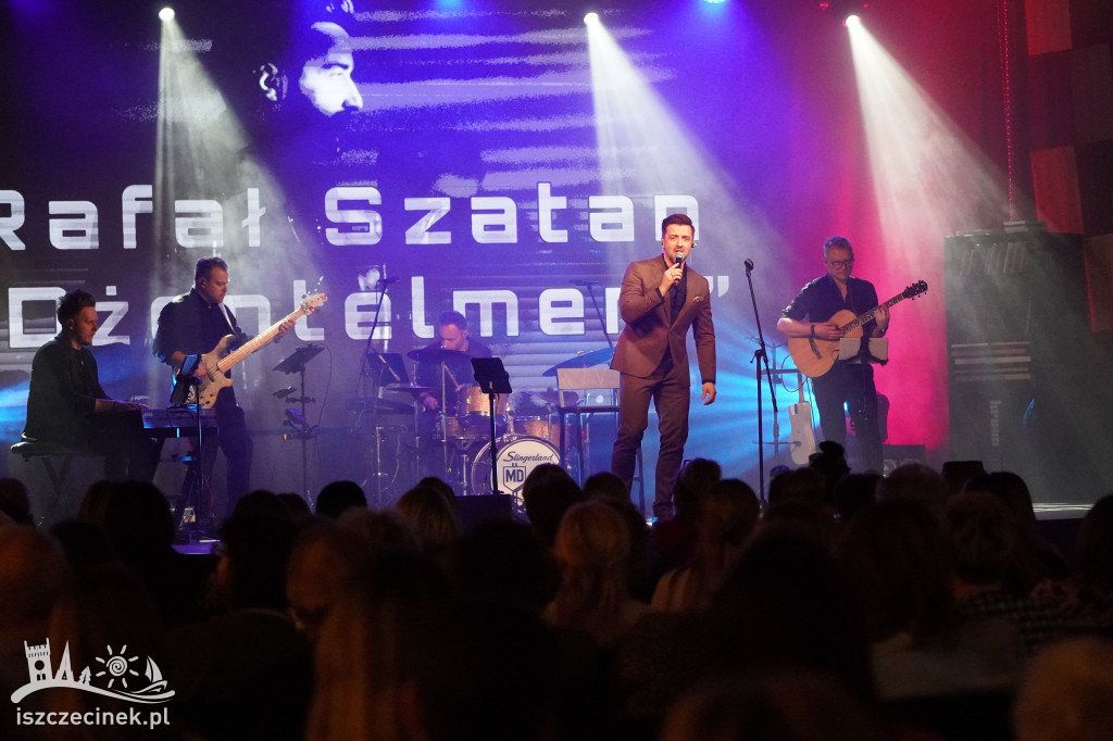 Rafał Szatan na scenie w Szczecinku – zobacz zdjęcia