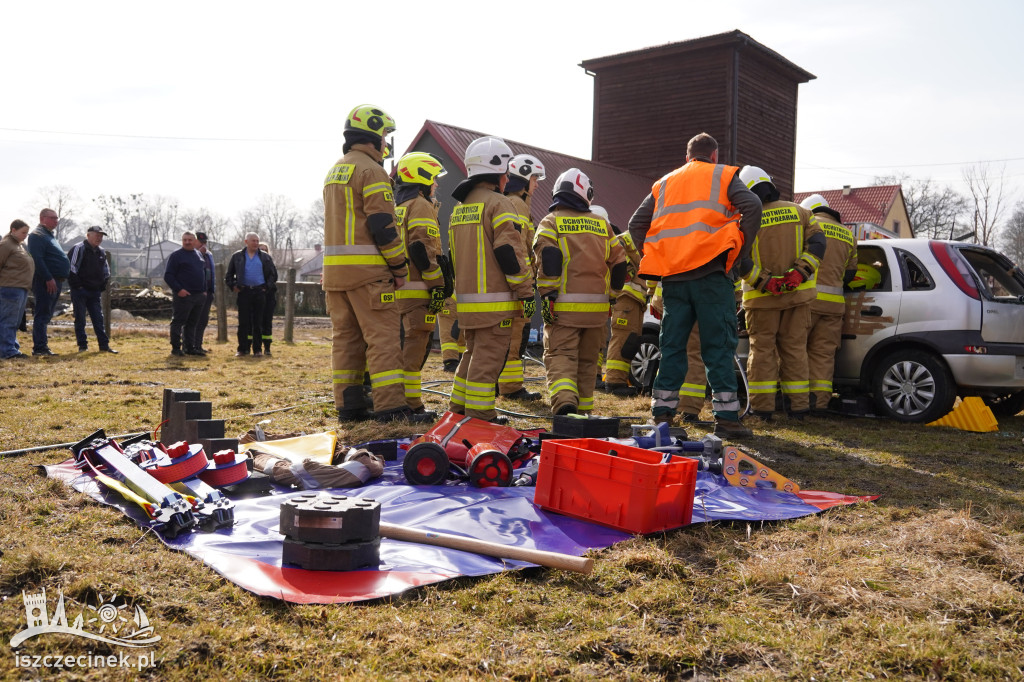 Ćwiczenia ratownictwa drogowego
