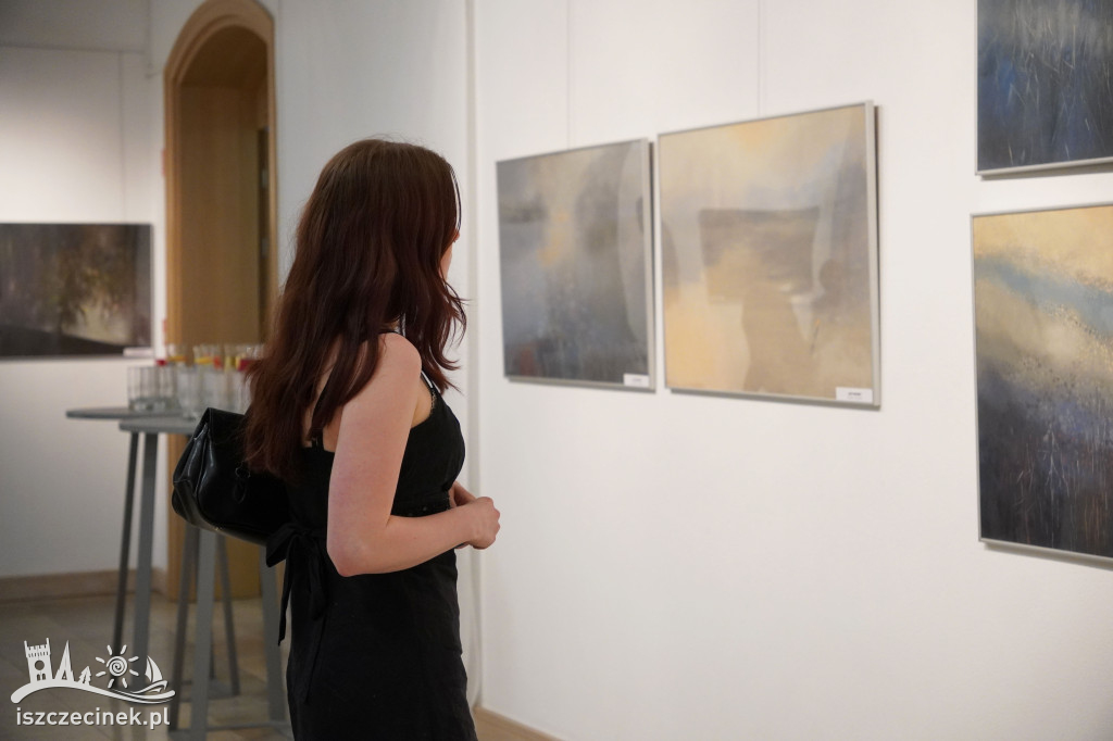 Wernisaż Barbary Pierzgalskiej-Grams w Szczecinku.