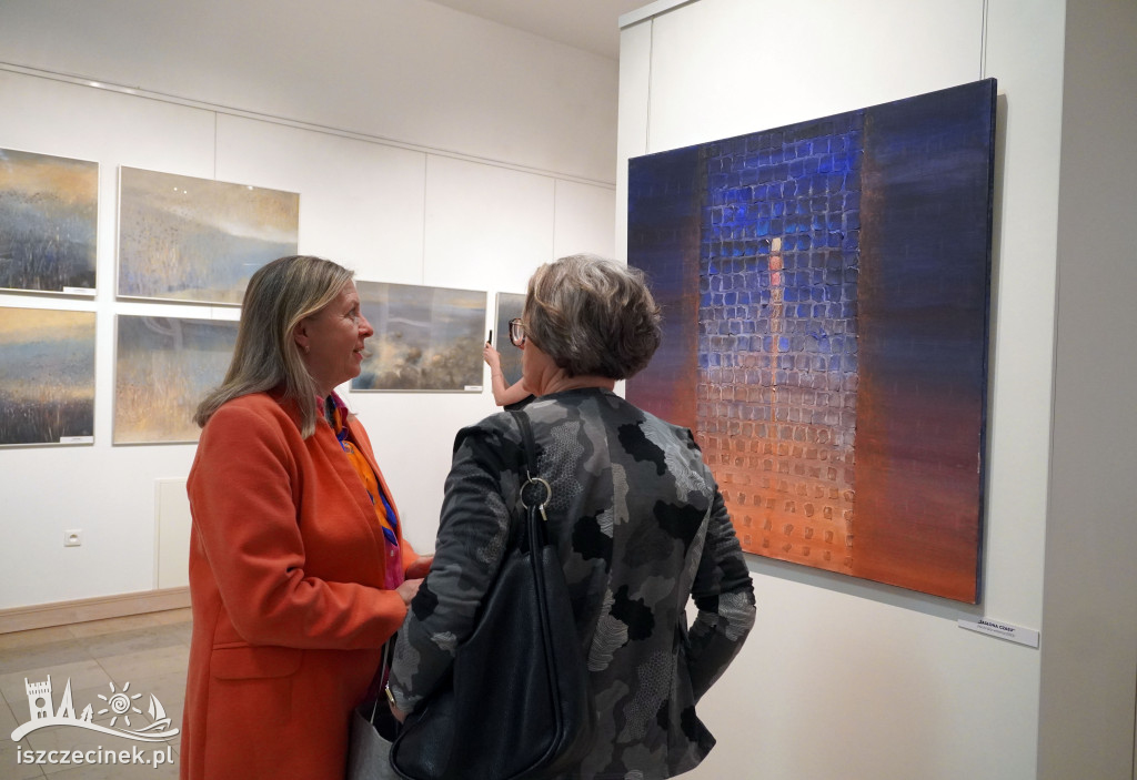 Wernisaż Barbary Pierzgalskiej-Grams w Szczecinku.
