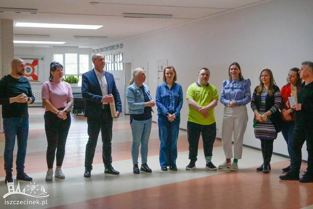 Kolorowe skarpetki i uśmiechy w Turowie