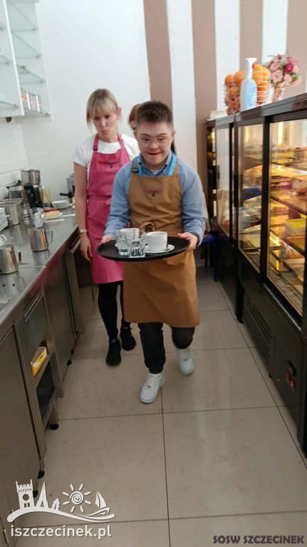 Serwowali radość w Szczecinku. Wyjątkowa akcja uczniów SOSW