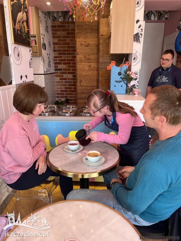 Serwowali radość w Szczecinku. Wyjątkowa akcja uczniów SOSW