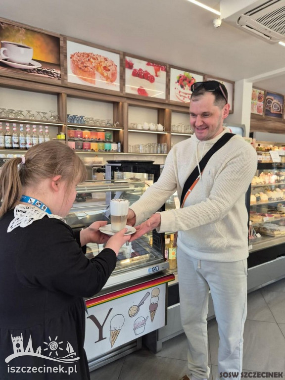 Serwowali radość w Szczecinku. Wyjątkowa akcja uczniów SOSW