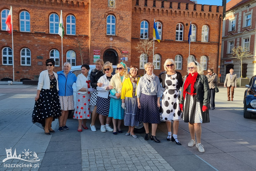 SZCZECINEK. Tłumy na placu i jeden rytm.