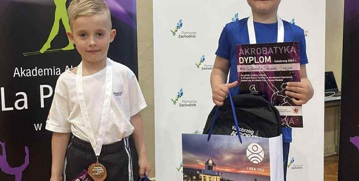 UKS Akrofitness Szczecinek z medalami na AKRO-TALENT 2026 w Lesznie.