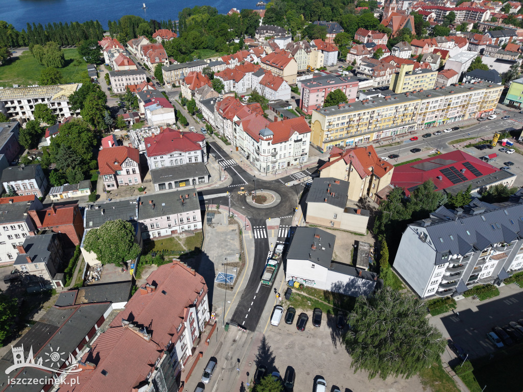 Nowe rondo na chwilę przed otwarciem