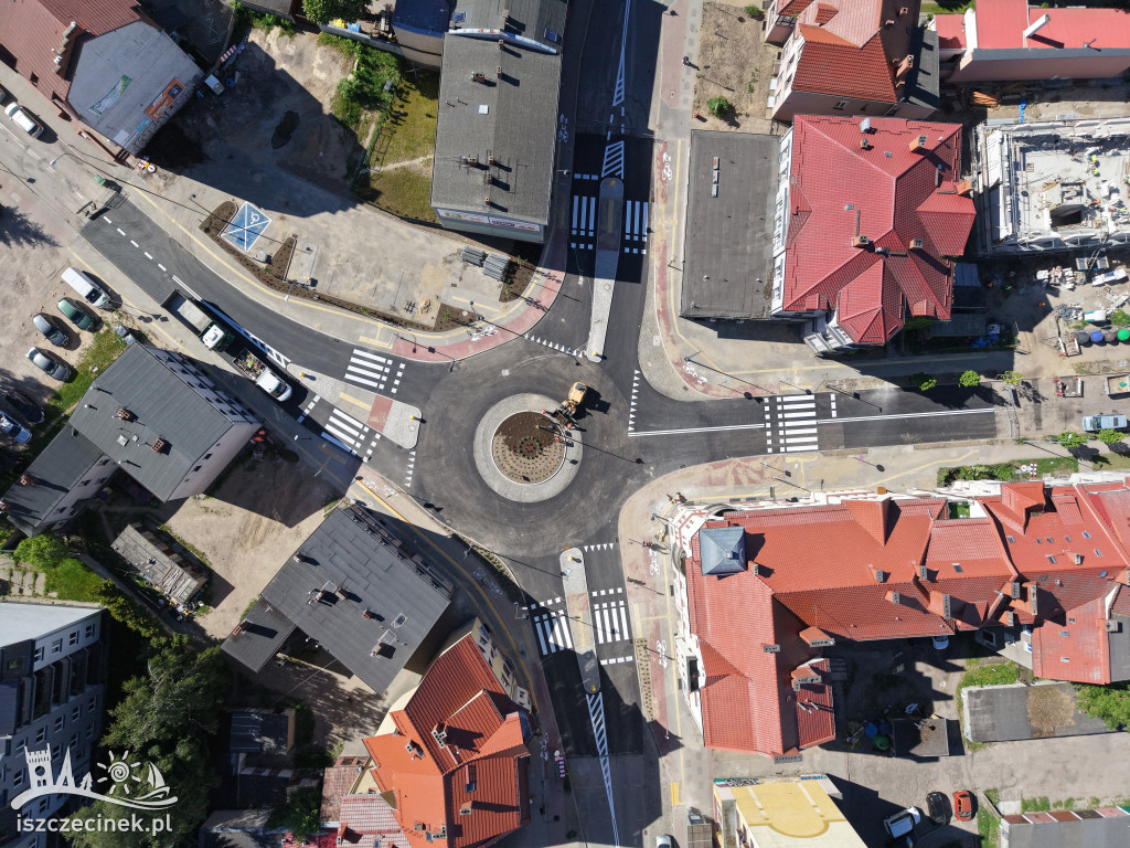Nowe rondo na chwilę przed otwarciem